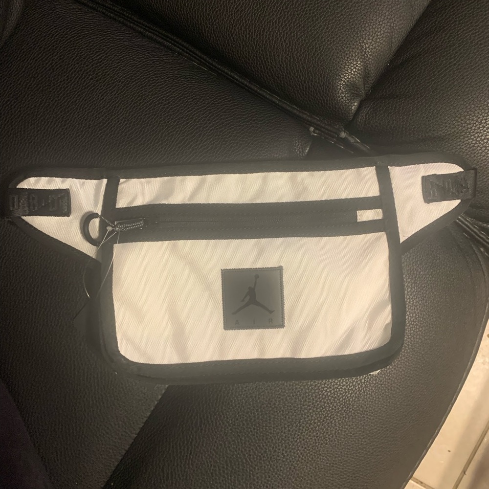 Nike Air Jordan Retro Belt Bag